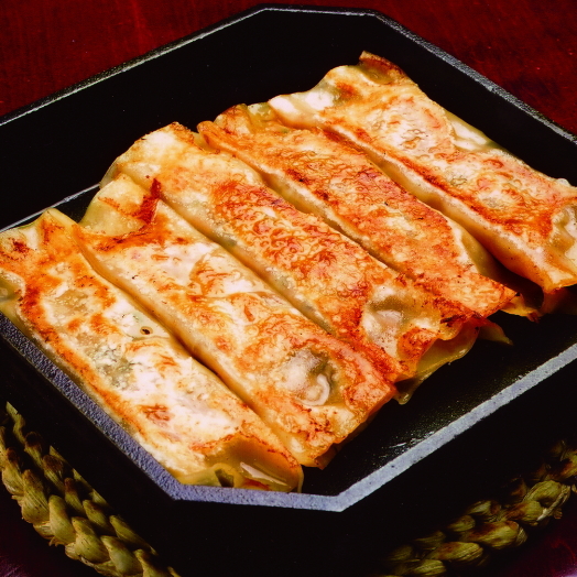 看板商品 鉄鍋棒餃子